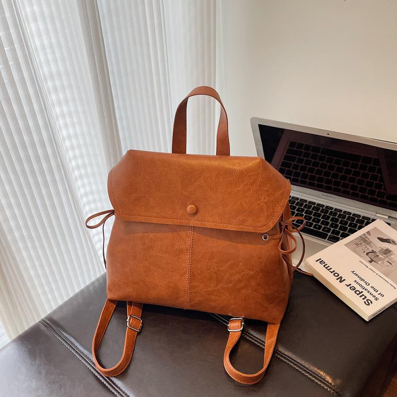 Backpack 2025 New Fashion Lazy Wind Large Capacity Commuter Handbag Soft Leather High-end College Student School Bag