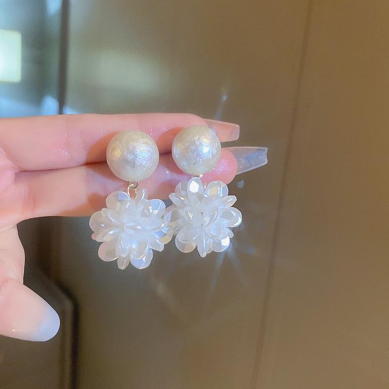 Silver Needle Luxury Pearl Heart Stud Earrings - Versatile, Fashionable Court Style