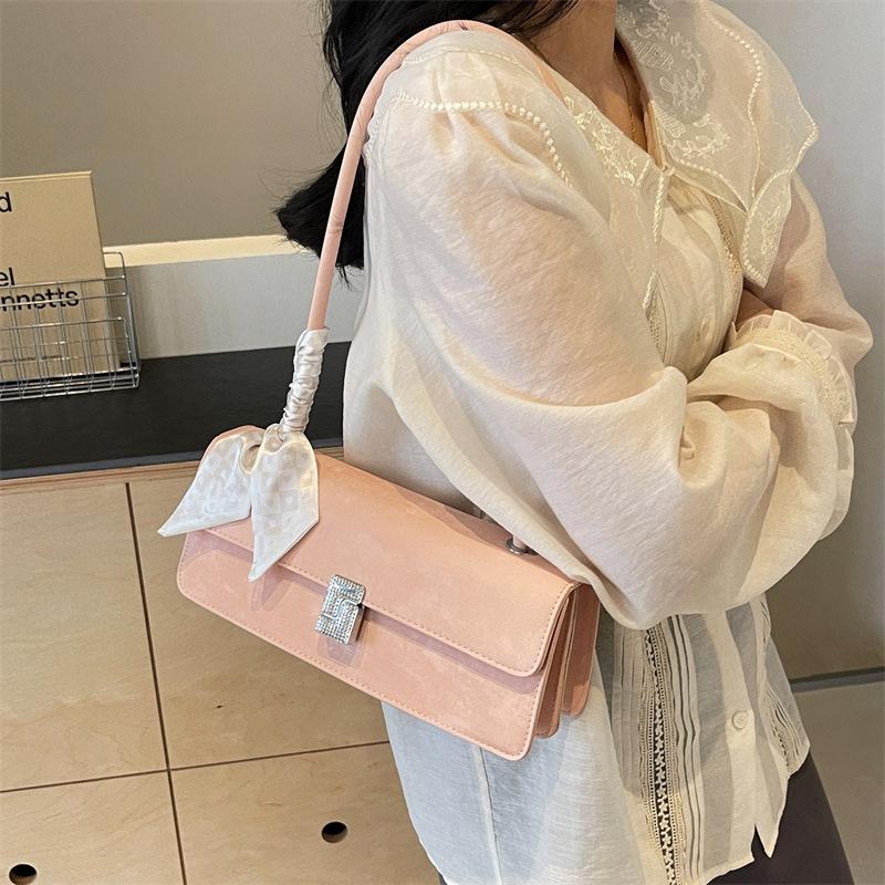 Fashion Women's Bag Sweet and High-end Shoulder Bag Niche Messenger Retro Bag Underarm Bag