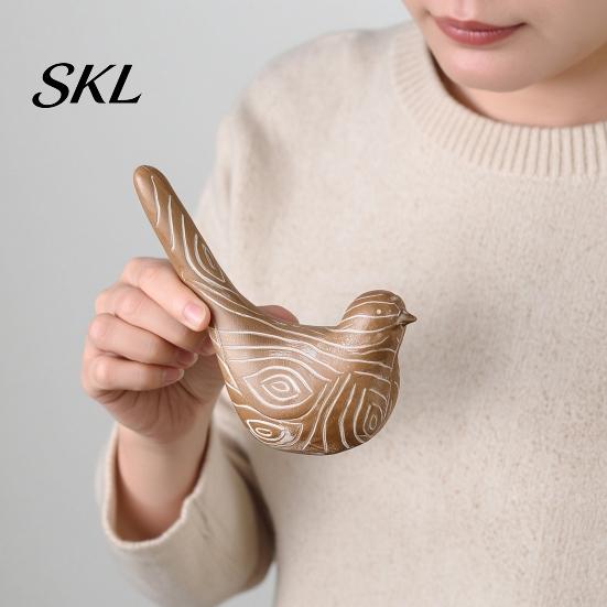 Unique Retro Bird Home Accessories Resin Ornaments, Wood Color Figurine, Handmade Carved Country Living Ornaments Decorative Statue for Farmhouse