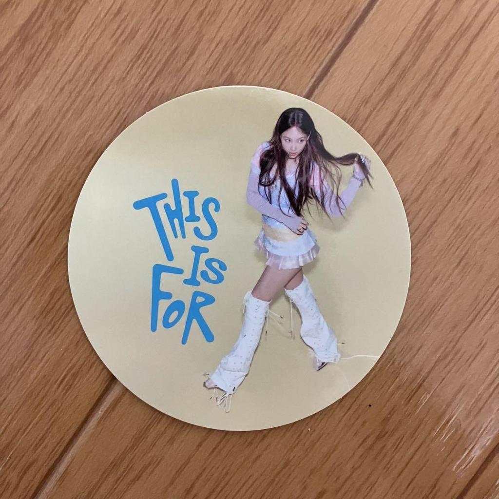 [USED] TWICE THIS IS FOR Digipack Nayeon Complete 8-Piece Set