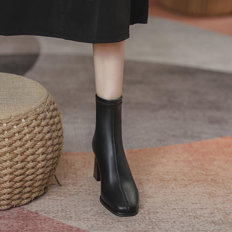 White high-heeled Martin boots women's winter retro British style square head thick heel thin short boots