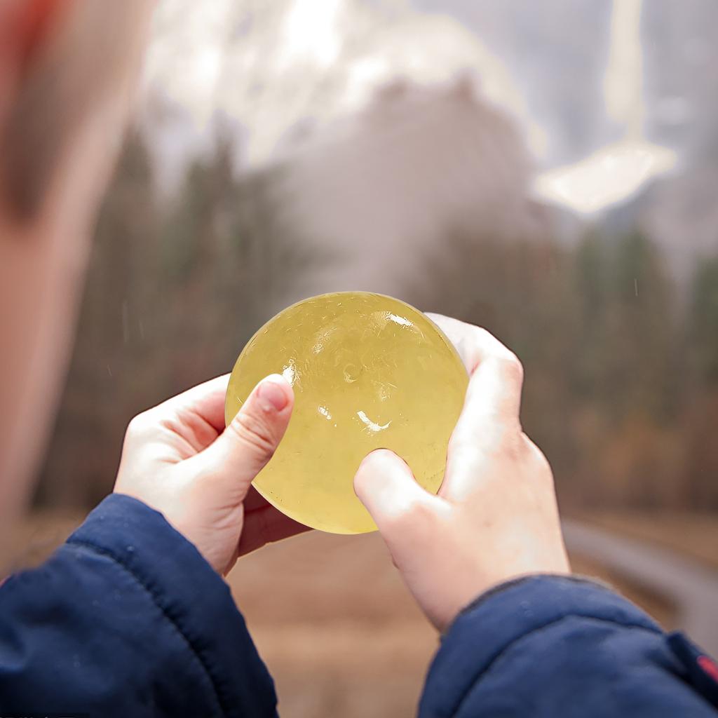 Coconut Oil  Ball 6Cm Soft Sensory Squeeze Ball Handmade Non-Sticky Reusable Ideal For Workplace Study Travel Parties