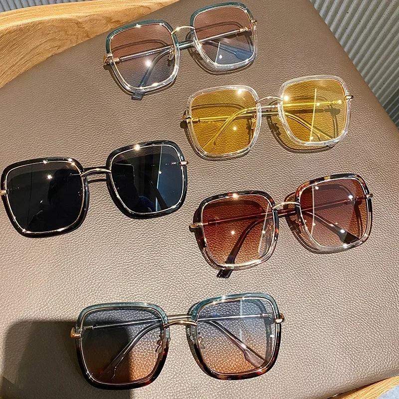 Gradient Square Sunglasses Women Vintage Oversized Sun Glasses Men Brand Designer Trendy Colored Glasses Outdoor UV400