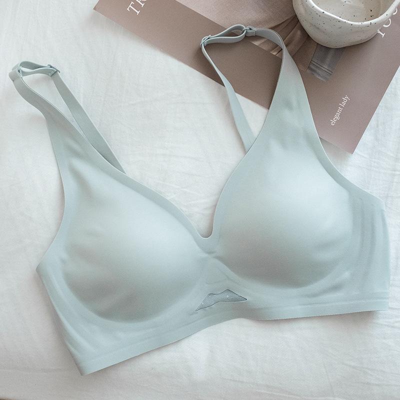 Women Nude Seamless Wireless Comfort Bra with Mesh Detail