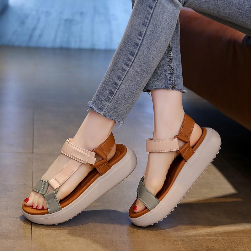 Fashion and comfortable soft-soled sandals women's summer new versatile leisure sports thick-soled Velcro