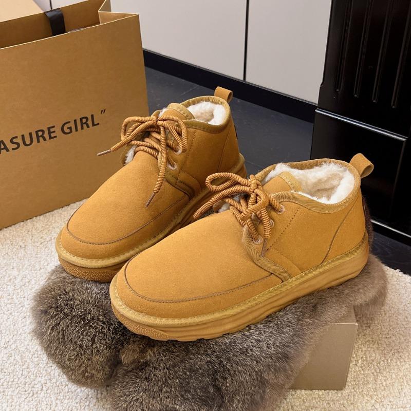 New winter snow boots men's outdoor piled thickened non-slip, snow-proof and warm trend dad big cotton shoes