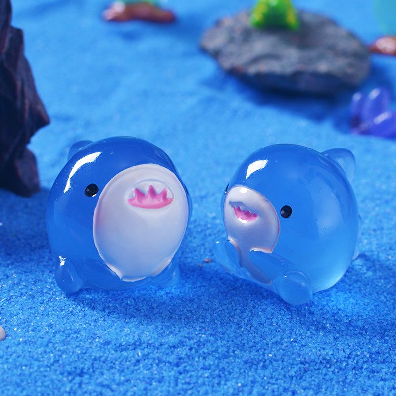 Luminous Little Shark Micro Landscape Ornament - Resin Cartoon Accessory