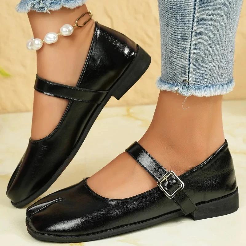 Fashion Novelty Split Toe flat shoes woman quality leather mary janes Japanese style trotters flats ankle bele Tabi ninja loafers women