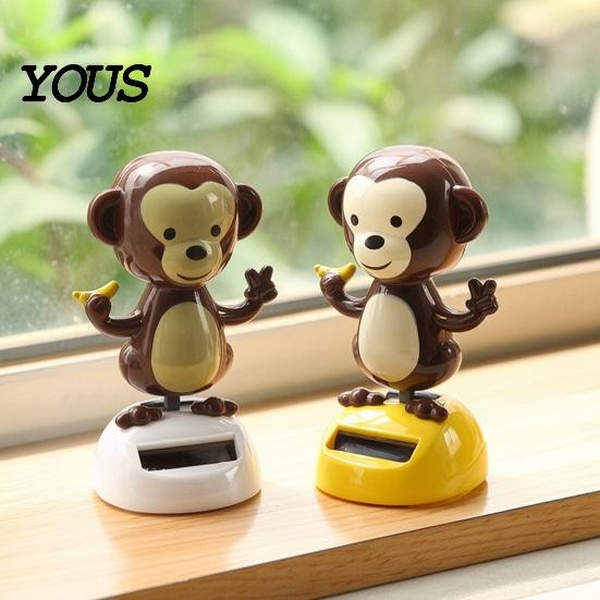 Solar Powered Car Decoration Ornaments, Shaking Head Monkey Toy, Banana Holding Colorful Dashboard Toy Figure, Swinging
