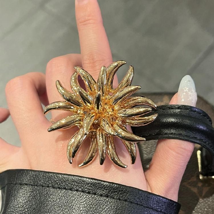 Versatile Ring Trendy Glitter Inspired Design With Comfortable Elastic Band Finger Jewelry For Everyday Use