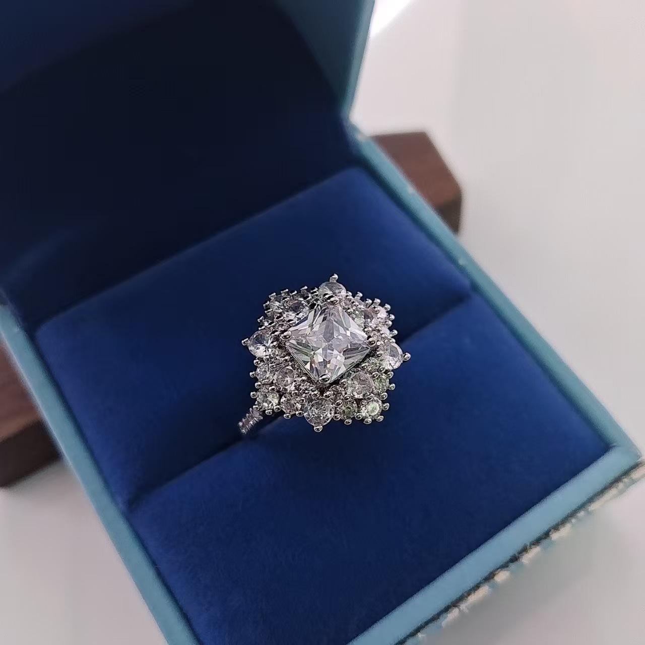 Кольцо Pink Diamond Zir*****Pen Женское Легкая Роскошь Высокий Класс Темперамент Личность Полный Бриллиант Циркон Кольцо opening adjustable