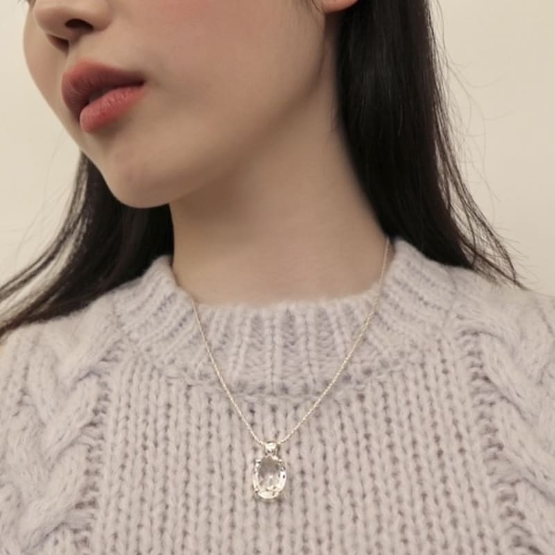 Moodydoo White Crystal Necklace