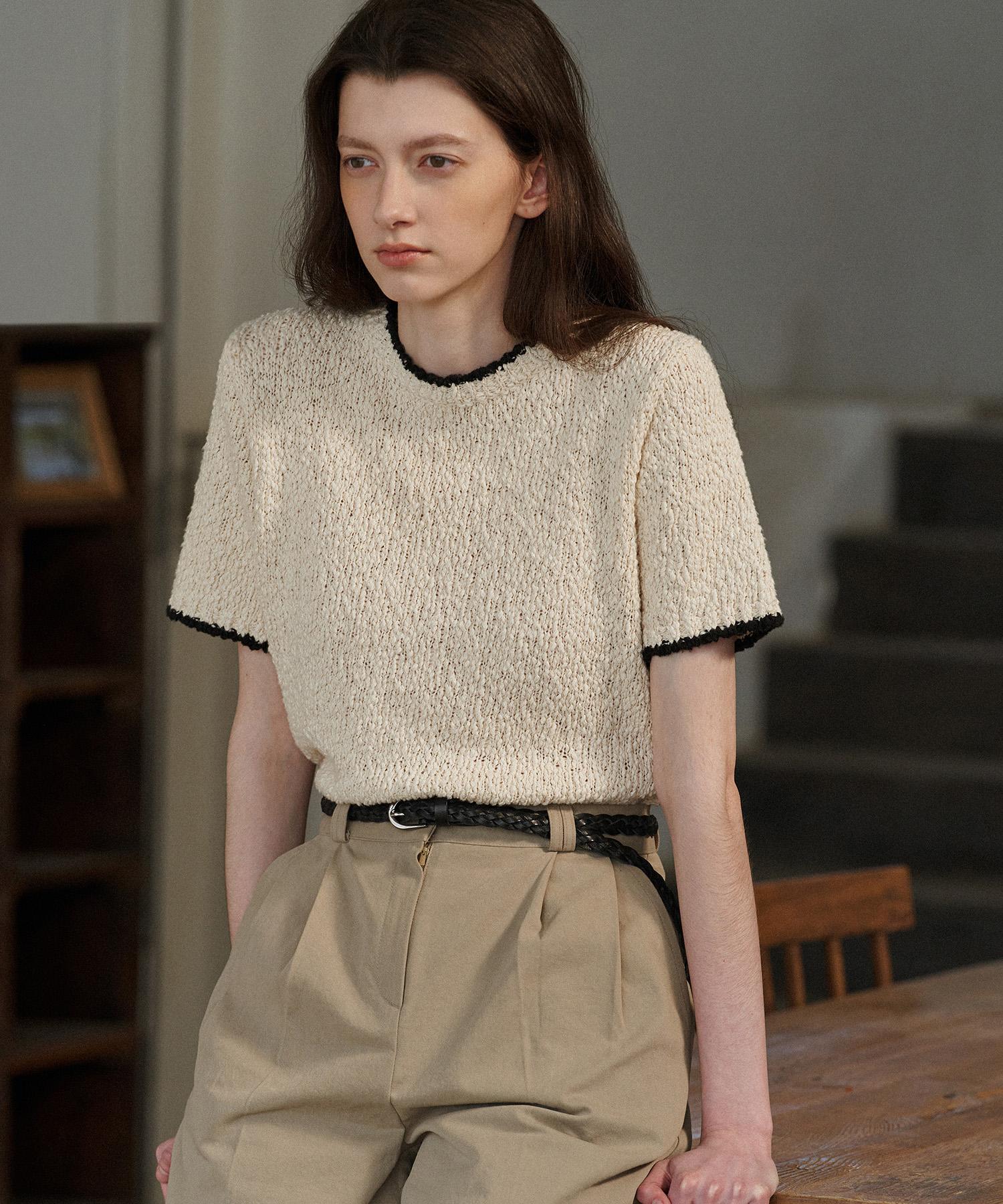 Annies Pansy Half Sleeve Knit (Ivory) Ivory