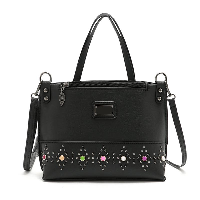 

2024 летние дизайнерские сумки высокого качества, маленькая сумка-тоут с заклепками, женская кожаная уличная модная сумка-мессенджер для покупок, сумки на плечо чёрный