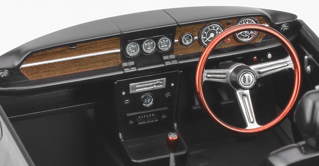Hasegawa Isuzu Berrett 1600GT Пластиковая модель 20668 1/24 (1969)