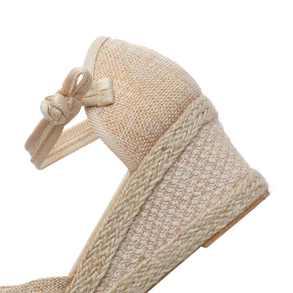 Scarpe col tacco alto da donna Sandali femminili Zapatos Mujer Scarpe casual da donna Slip-on traspirante Sandali con zeppa per il tempo libero all'aperto