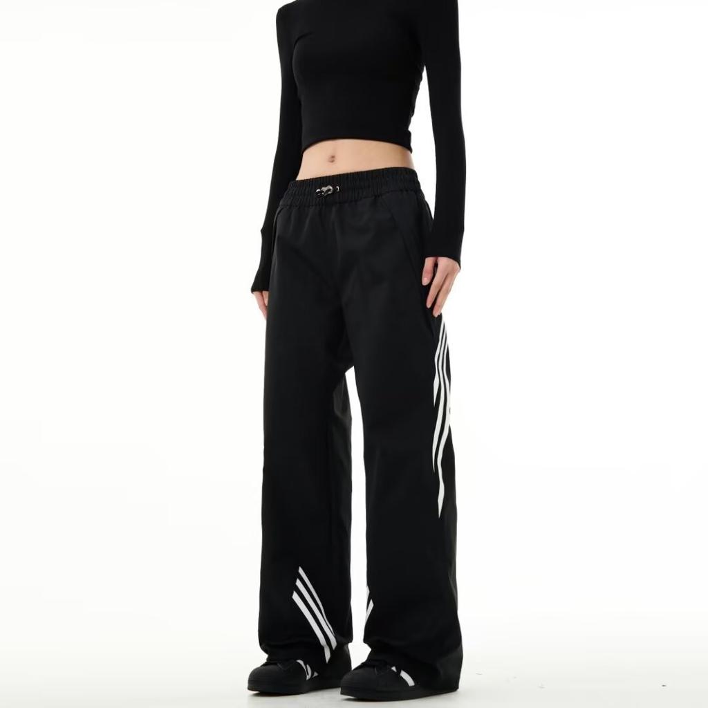 Nowe Luźne Spodnie Casualowe dla Mężczyzn Styl Koreański Modne Wszechstronne Spodnie na Lato Cienkie Szerokie Nogawki Spodnie Podłogowe