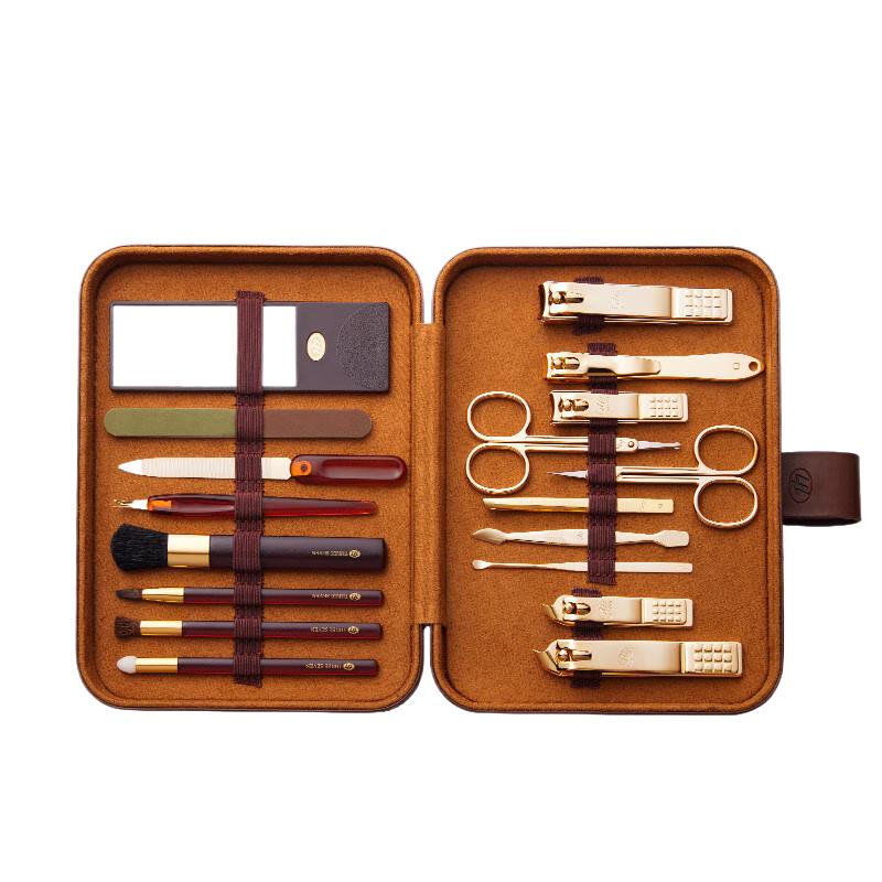 777 18-Piece Golden Nail Care Set