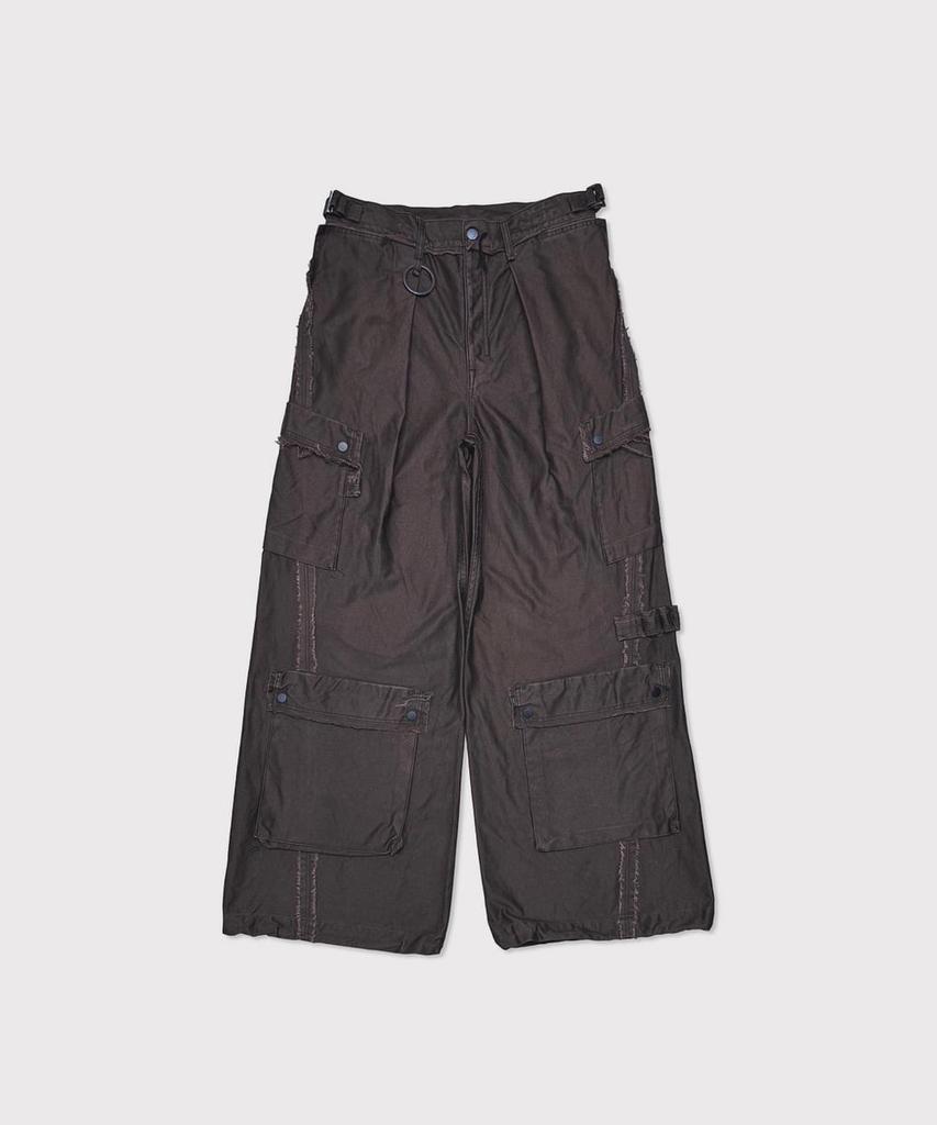 Maineoseu Slash Seam Twist Cargo Pants(Pigment Dyed Moleskin) - Mocha