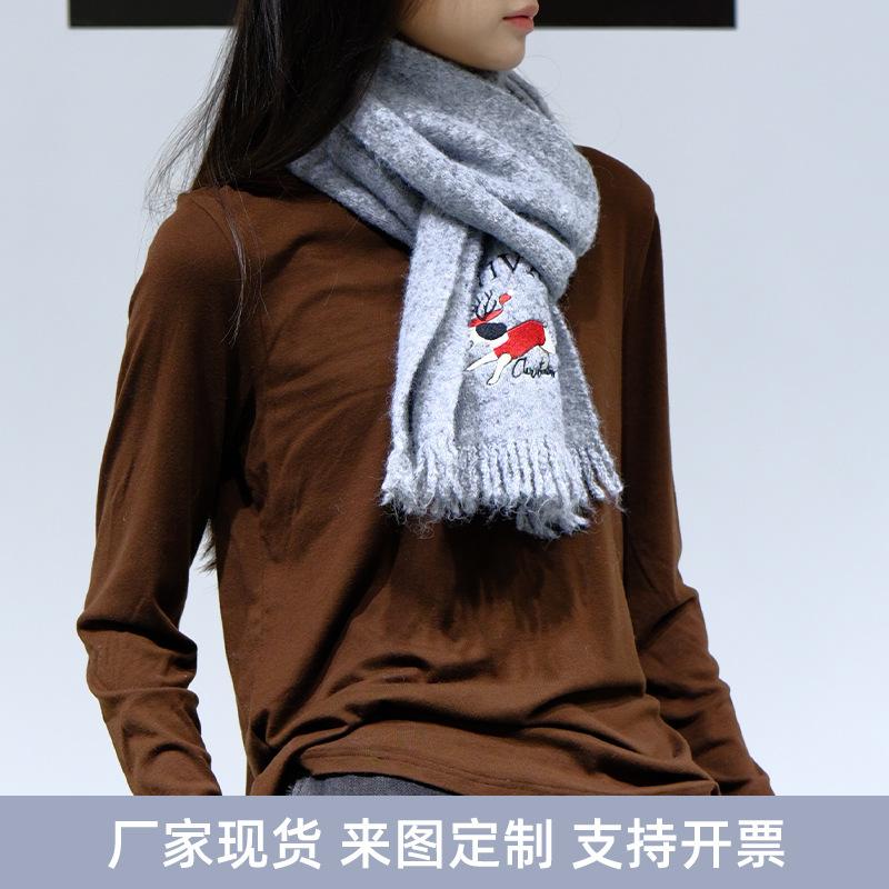 Autumn and winter cute Christmas scarf female senior sense thickened warm student scarf design sense versatile knitted scarf