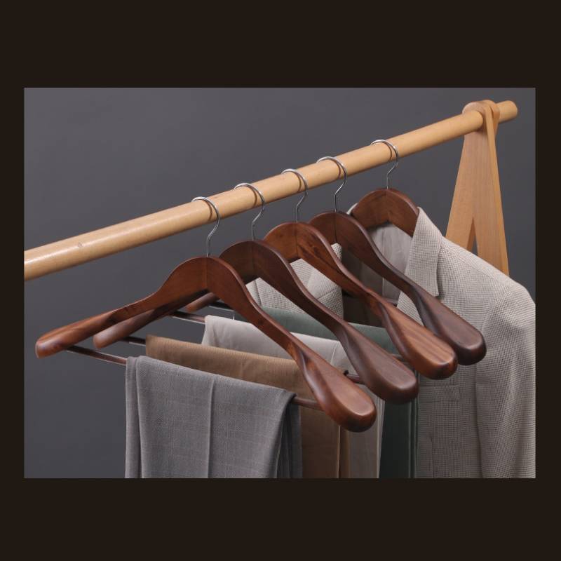 Wooden Coat Hanger With Shoulder Support For Home And Retail Use