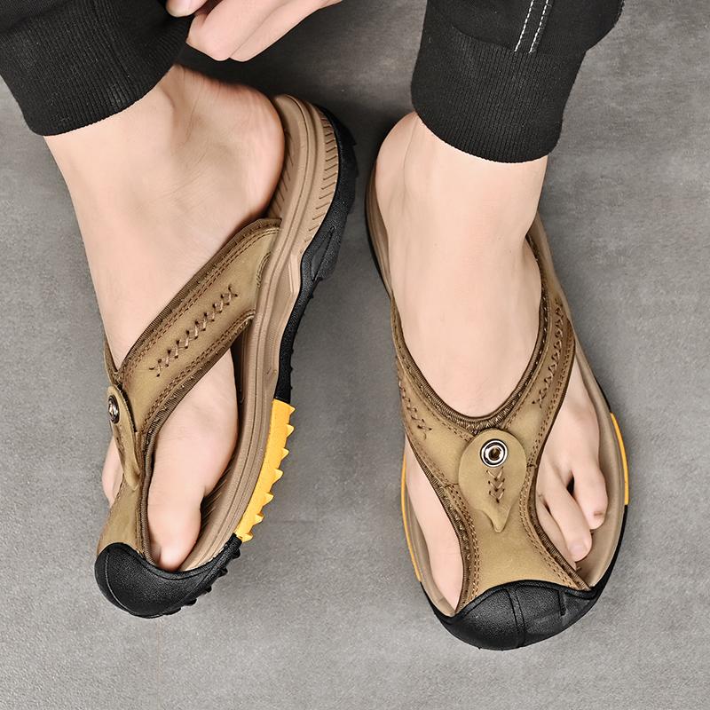 Fashion Soft Comfy Leather Slippers Beach Summer Flats Non-Slip Male Half Drag Leisure Walk Footwear Anti-collision Toe Men's Flip Flops