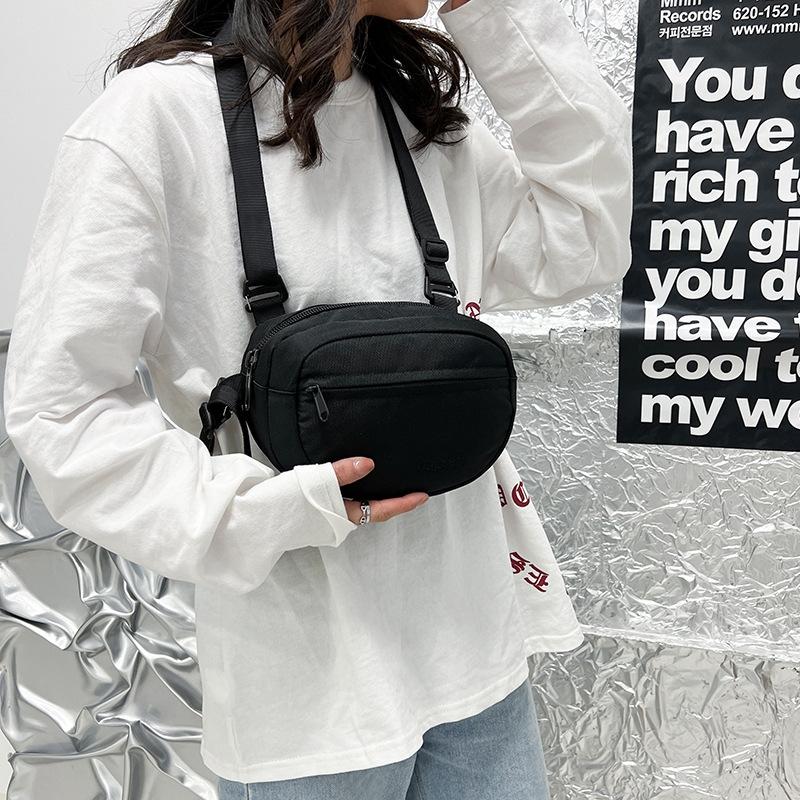 Nylon shoulder bag women's new lightweight daily saddle bag personalized versatile shoulder bag trendy messenger bag
