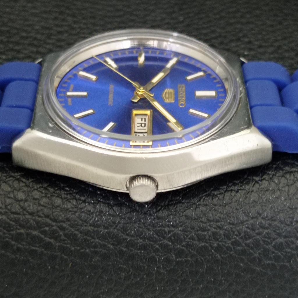 JAPAN VINTAGE SEIKO 5 AUTOMATIC MENS BLUE COLOR DIAL WATCH A701547-5 R206b-a701547