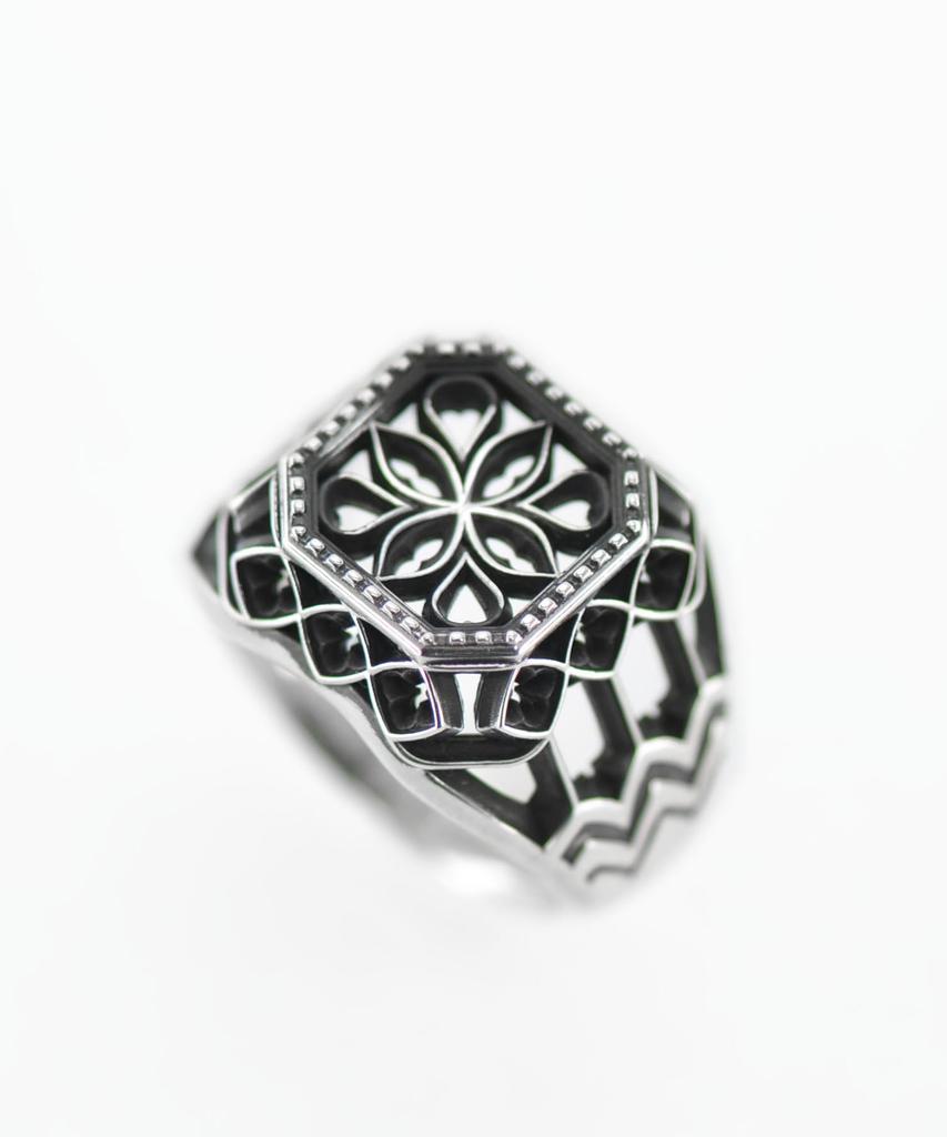 Vivus Ventana Diamant Bold Sealing Antique Silver Ring (Type B)