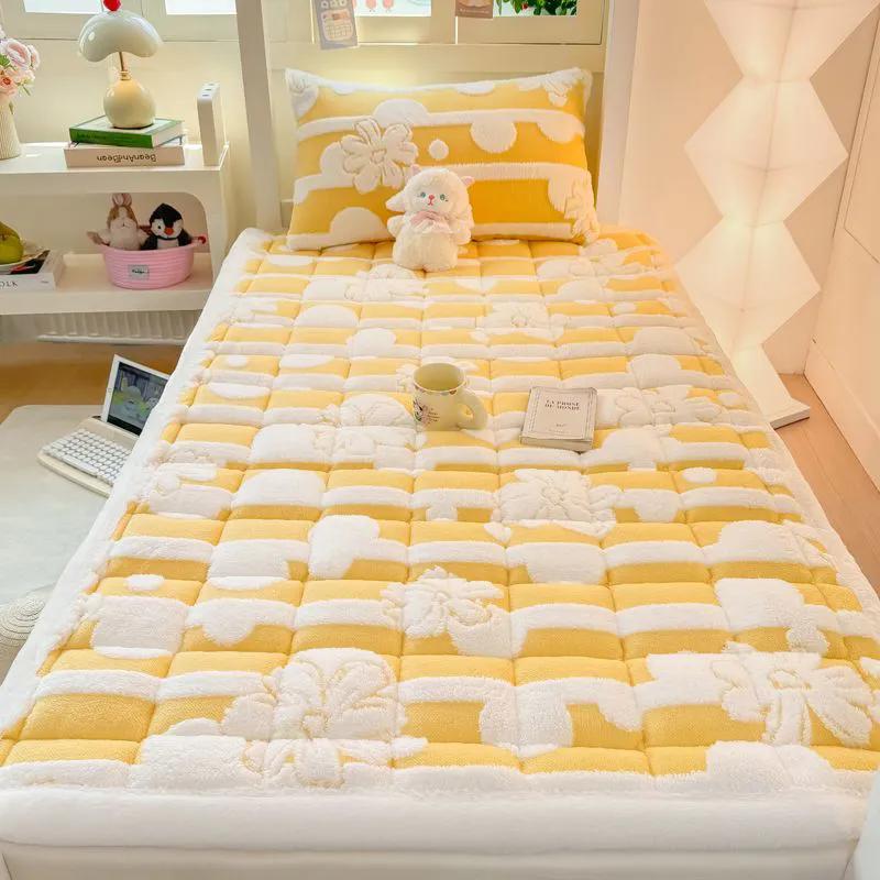 WTEMPO Flowers Pattern Printed Soft Thickened Plush Mattress Warm Winter Single Double Student Dormitory Mattress Home Double-sided Bed Mattress Quilt