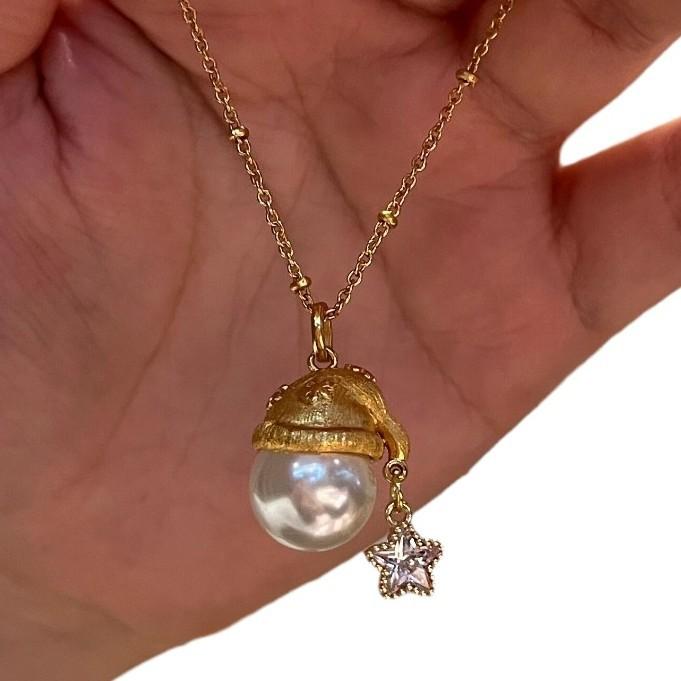 French Light Luxury Retro Brushed Pearl Christmas Hat Star Necklace Niche Exquisite Celebrity Style High Sense Collarbone Chain