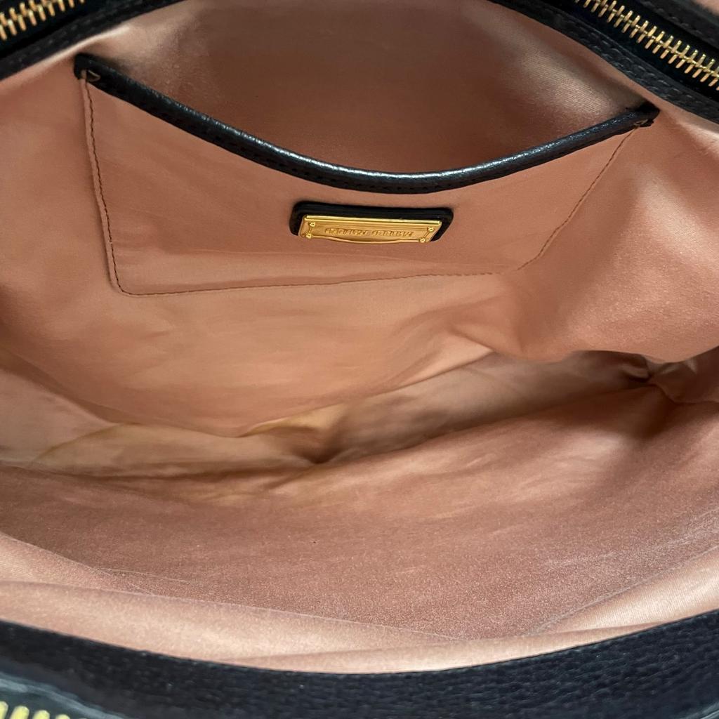 Used MIUMIUTote Bag black leather Women