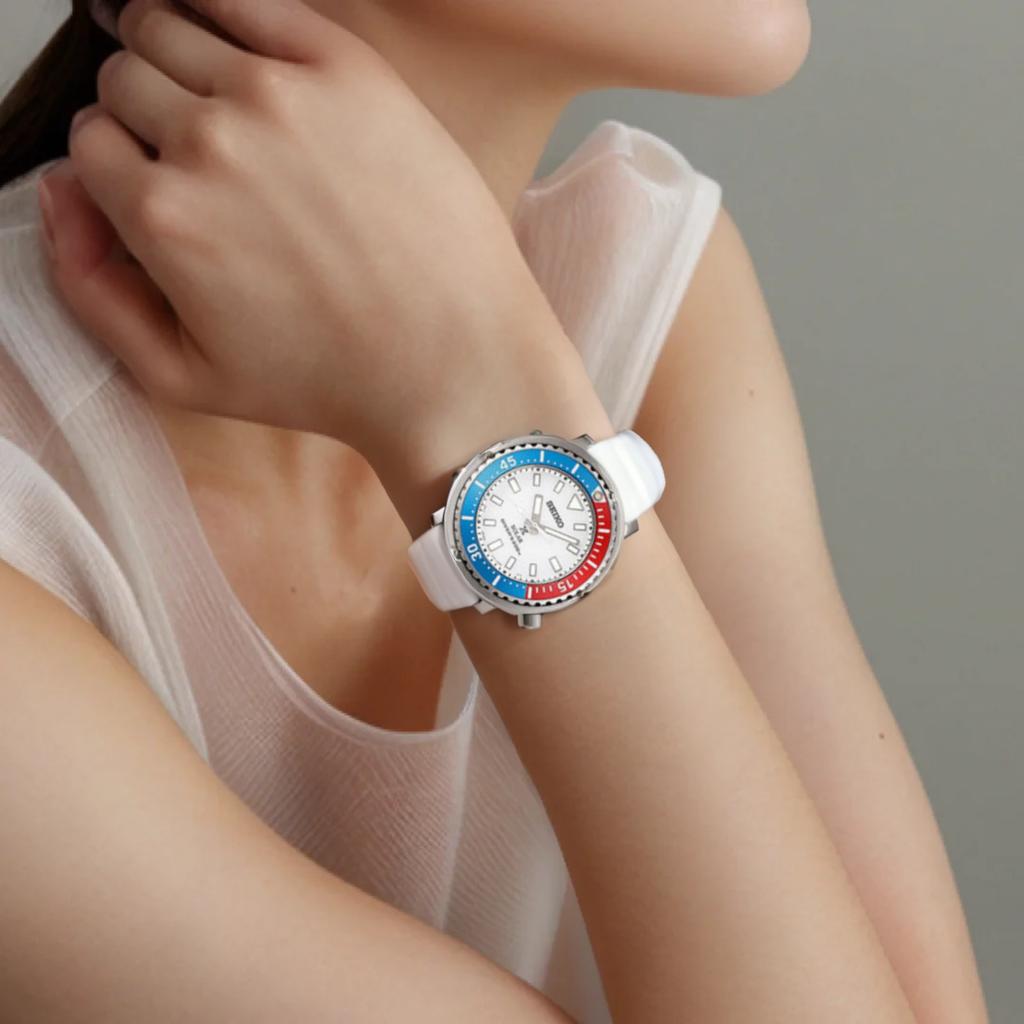 Seiko Prospe 200m Waterproof Solar Quartz Movement Silicone Strap Watch 38.7mm Women's Watch SUT411P1