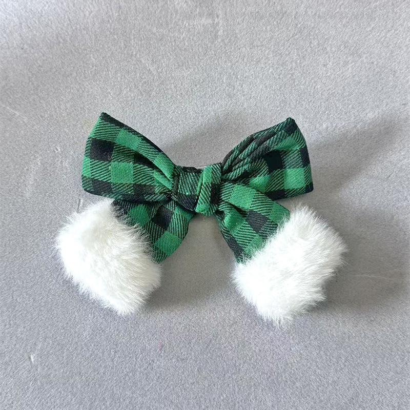 Red Velvet Christmas Bow Hair Clips White Furry Accents Holiday Hair Decor New Year's EVE Decorations Party Hair Accessories