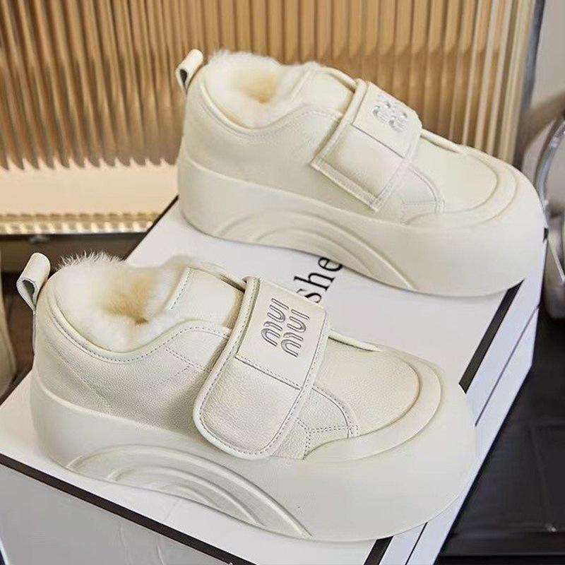 

Женская модная легкая зимняя теплая плюшевая обувь на мягкой подошве, утепленная флисом, нескользящие повседневные спортивные хлопковые ботинки 40