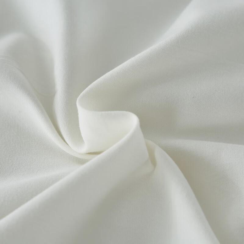 Playboy Fast-Heating Deep Sleep Quilt