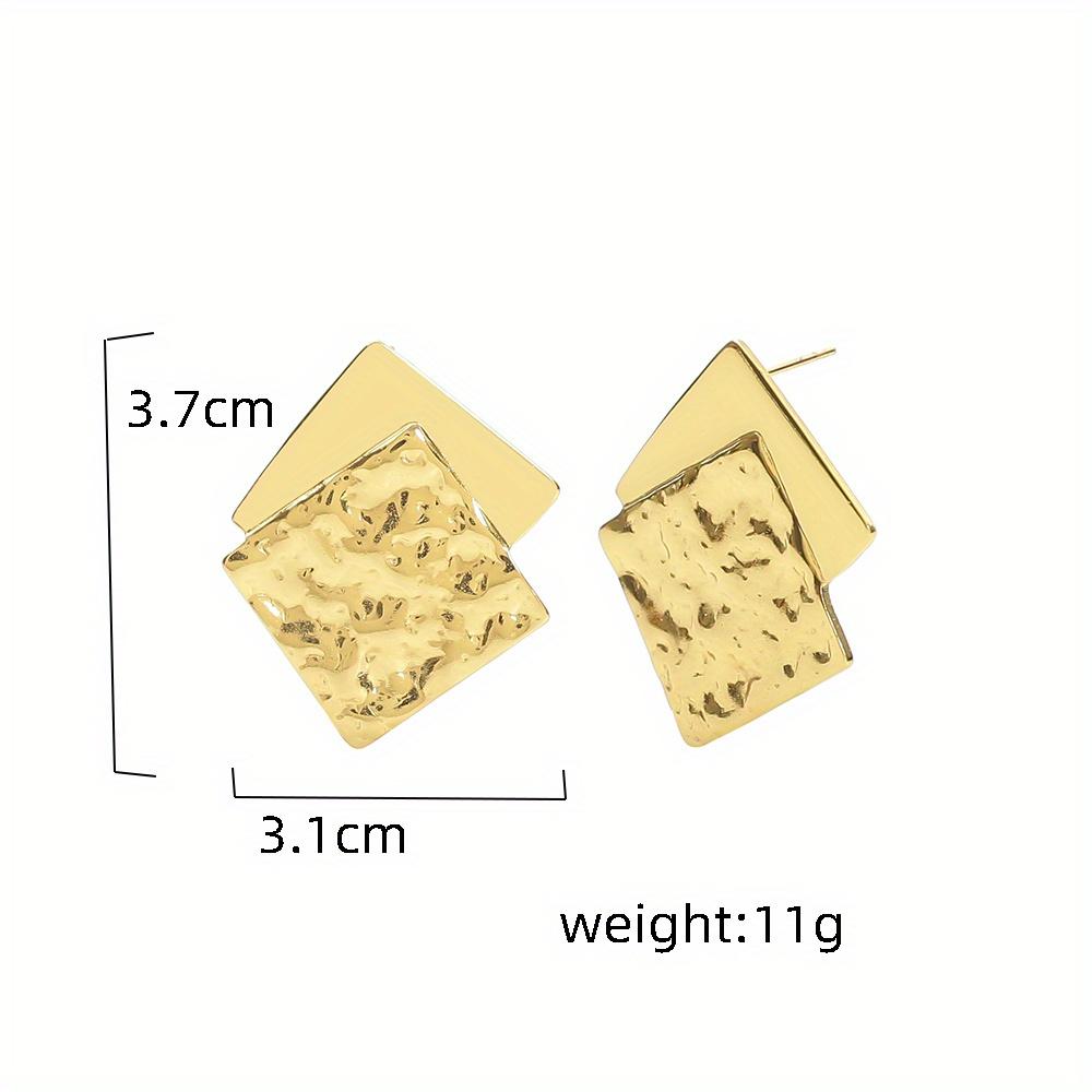 Boucles d'oreilles carrées pliées irrégulières à la mode, Boucles d'oreilles et bijoux exclusifs pour femmes, Boucles d'oreilles et accessoires personnalisés pour les trajets quotidiens.