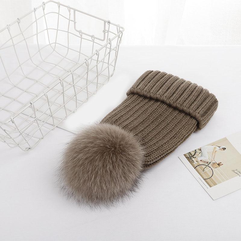 Hot Sale Drop Shipping Hot Sale Winter Warm Thick Fox Fur Pom Pom Fur Ball Beanie Hat
