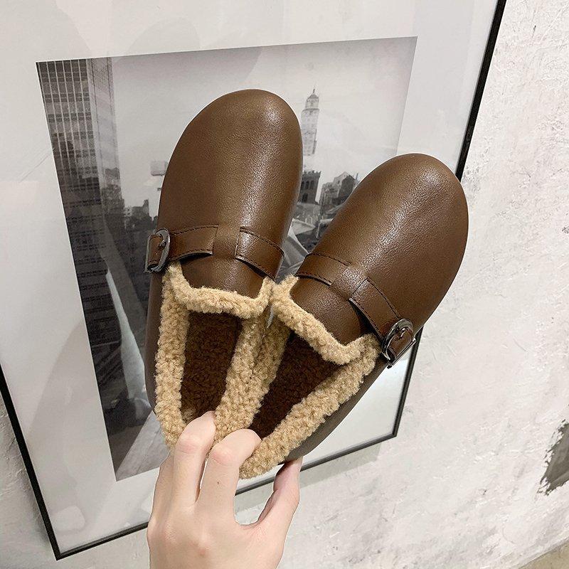 Retro Casual Winter Cotton Shoes Women Buckle Band Wool Fur Flats Woman Round Toe Loafers Fur Moccasins Warm Plush Sneakers 2024