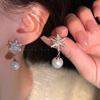 111 Silver Needle Fashion Niche Design Zircon Snowflake Earrings Women's Light Luxury Premium Pearl Earrings Temperament Earrings