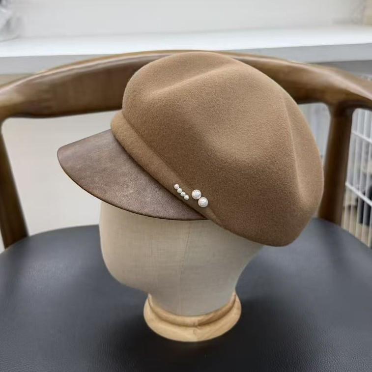 Autumn and Winter Pearl Wool Newsboy Hat Women's British Retro Leather Brimmed Octagonal Hat Shows Small Temperament Bere Cap