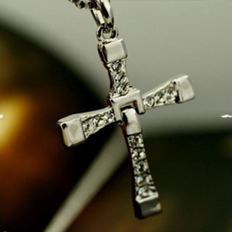 Punk Cross Man Pendant Necklace Fashion Cross Pendant Chain Necklace