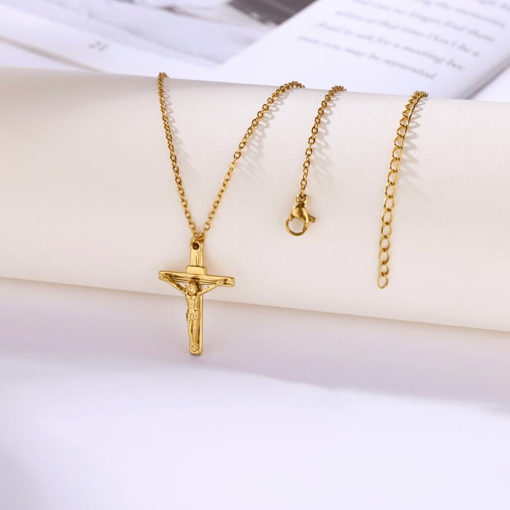 Trend Kreuz Titanstahl 18k Vergoldet Anhänger Halskette Schlichter Schmuck Unisex Schlüsselbeinkette
