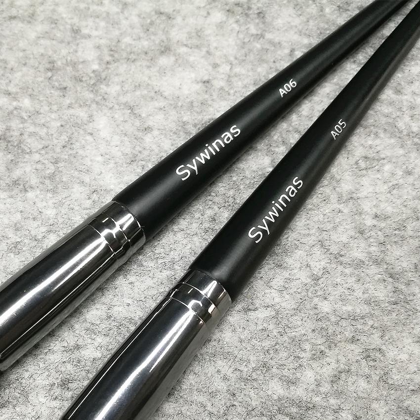 Sywinas 1pc tapered highlighter Brush #A05 high quality blending blusher makeup brushes.