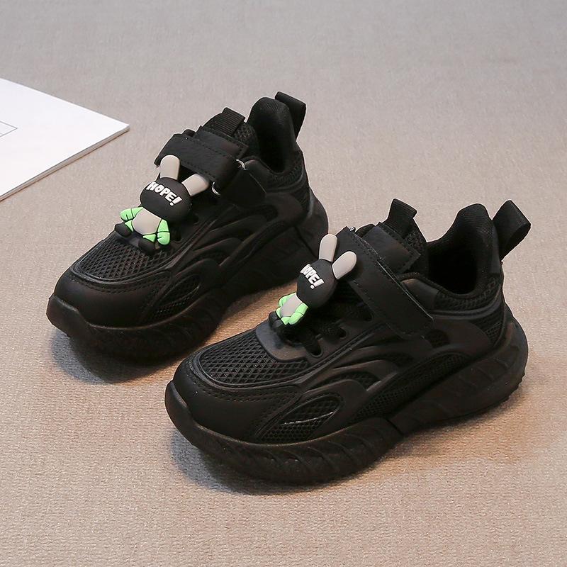 

Детские кроссовки для бега Черные Грязезащитные Кроссовки для мальчиков Толстая Мягкая Подошва 2025 Новая Детская Спортивная Обувь Сетчатая Дышащая Милый Кролик 26 чёрный