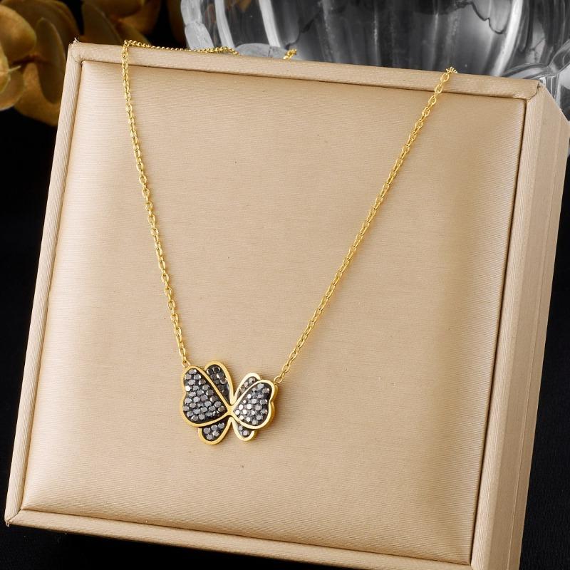 Gold Plated Clover Cubic Zirconia Pendant Necklace чёрный