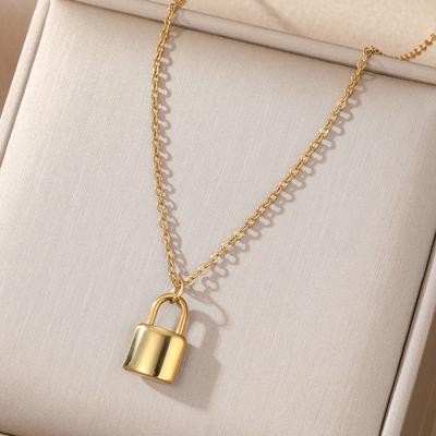 New Fashion Delicate Versatile Lock Pendant Necklace Charm Elegant Buckle Women Luxury Sweater Chain