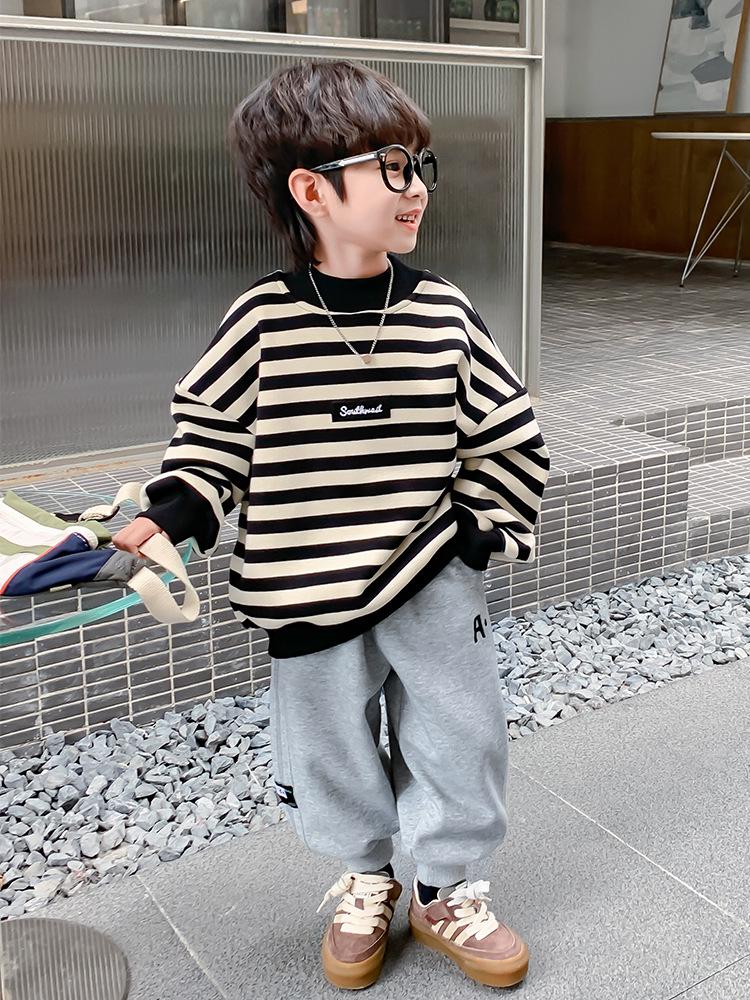 Fairy Tale Memory 2025 Boys' Striped Fleece-Lined Sweatshirt - Autumn/Winter Base Layer