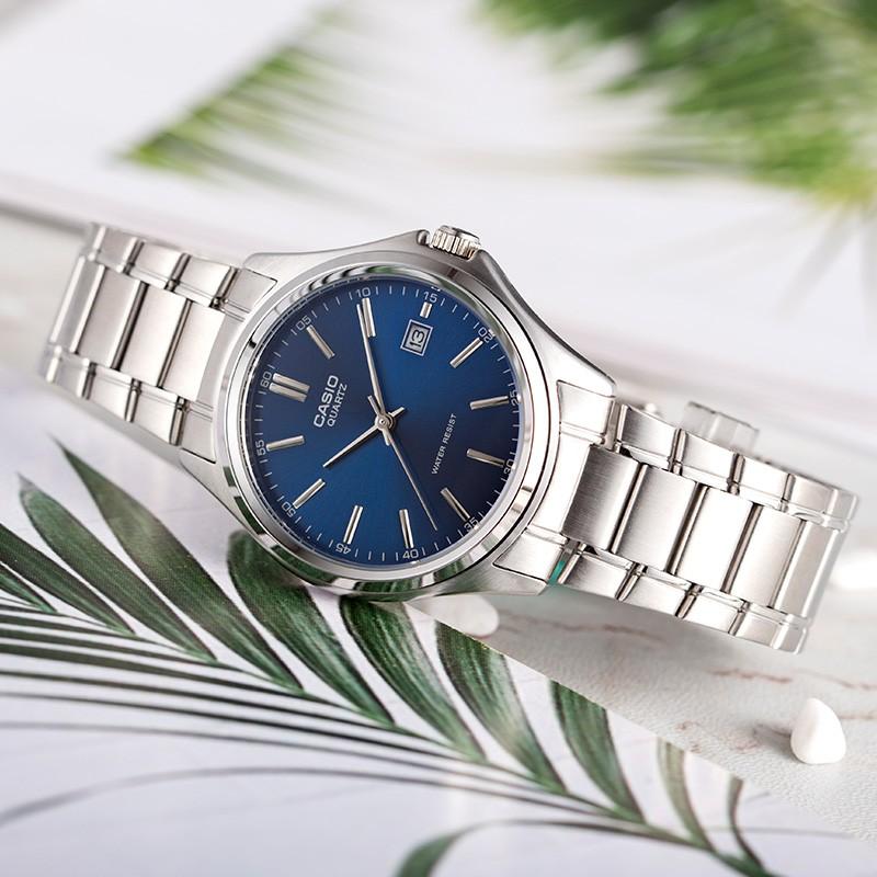 Casio Orologio da uomo serie standard blu MTP-1183A-2A MTP-1183A-2A
